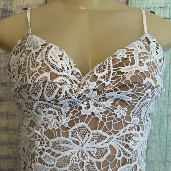 Guess Sleeveless White Floral Lace Bodycon Mini Dress Spaghetti Strap Tan Slip S - Picture 7 of 11